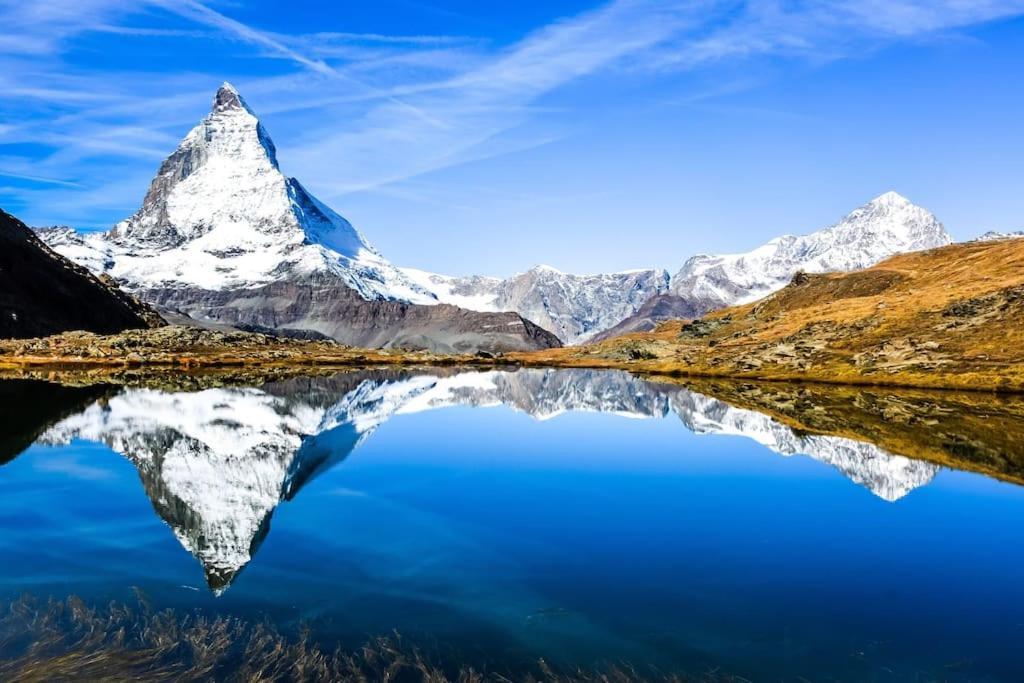 Apartamento Relaxing Loft Haven Near Zermatt - Parking Free Täsch Exterior foto