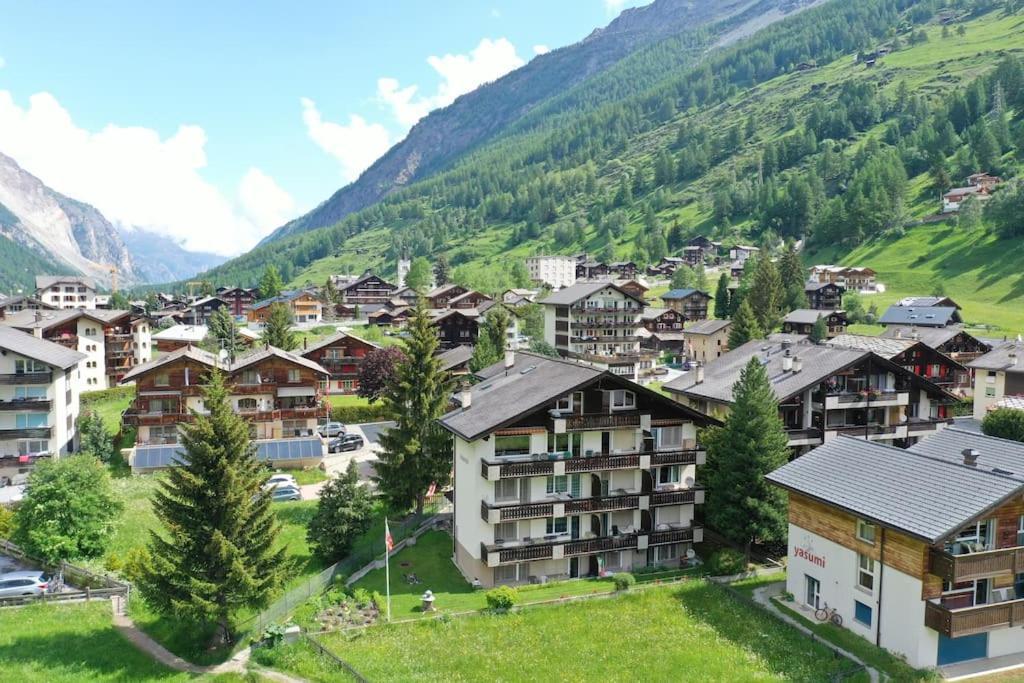 Apartamento Relaxing Loft Haven Near Zermatt - Parking Free Täsch Exterior foto